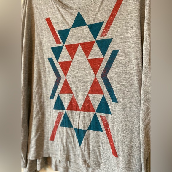 Tee By Big Star Oversized Loose Fit Aztec Dolman Sleeve Top XS - Picture 2 of 9